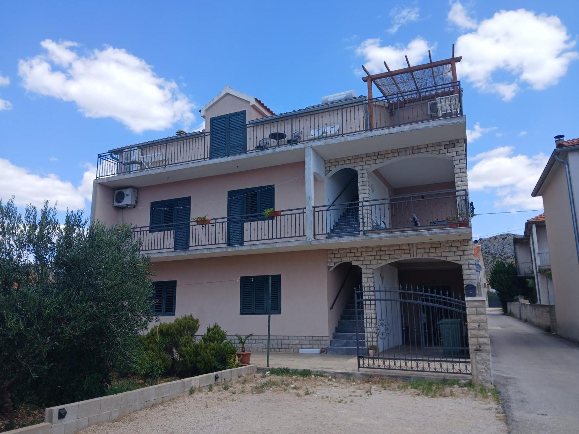Apartmani Marijana Шибеник Экстерьер фото